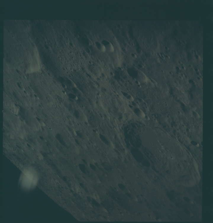 летающая тарелка. неопознанный летающий объект. неопознанный летающий объект 2021. пентагон инопланетяне. нло новости.