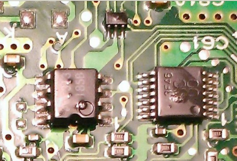 Ic микросхема. Микросхема 1293кх015. Микросхема tp4332. 1259мв015 микросхема корпус. Микросхема ic20.