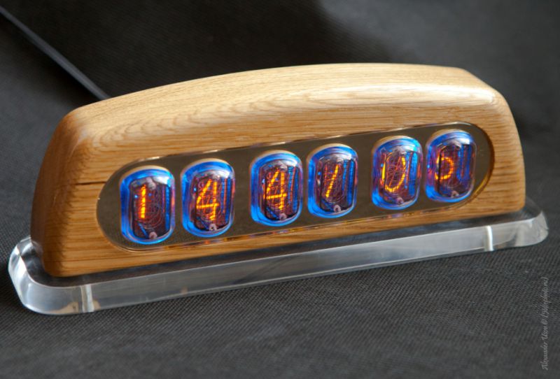 Часы на ин 12. Nixie Clock корпус. Nixie Clock ин 1. Корпус Nixie Clock ин-12. Настольные цифровые часы Nixie Clock.